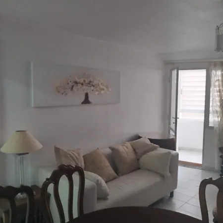 Apartamento Nereos Malpica